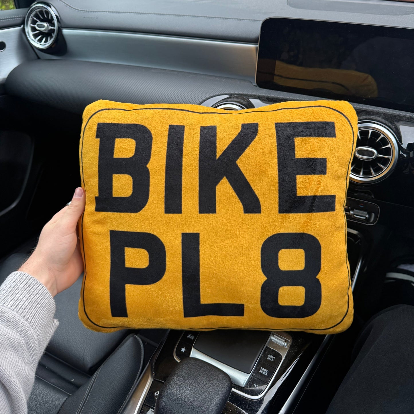 Motorbike Style Pillow Plate